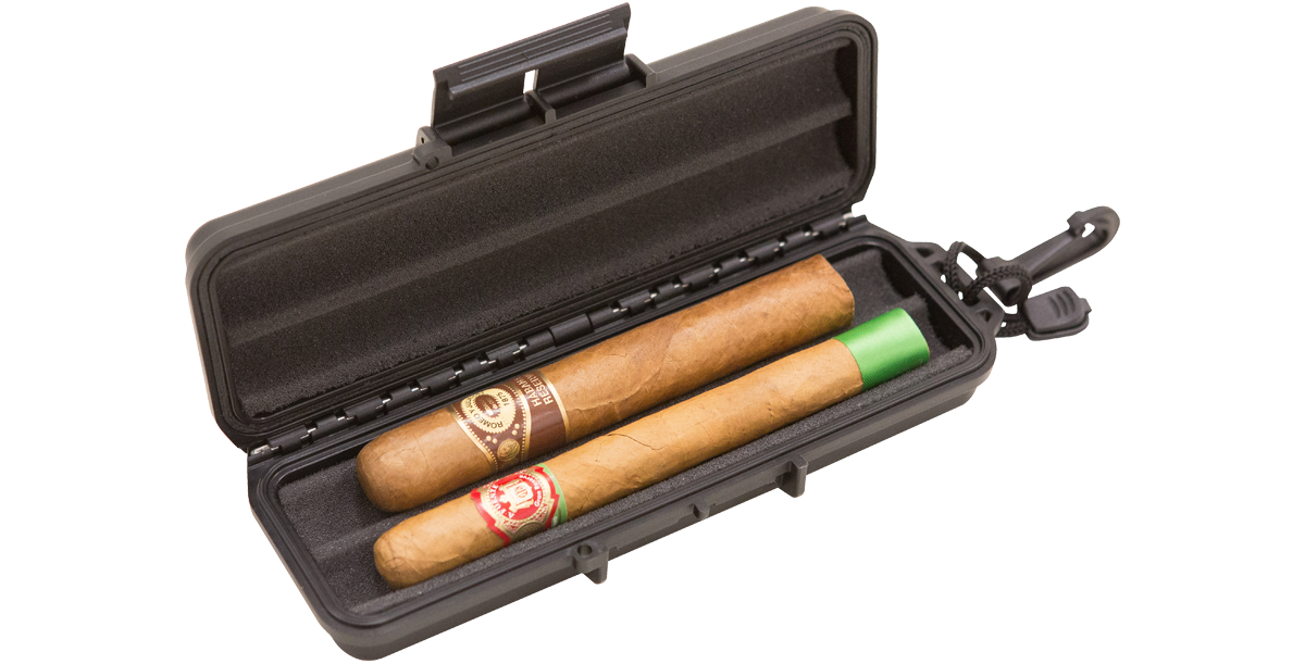 Waterproof Travel Cigar Case & Humidor • The Gentleman's Flavor